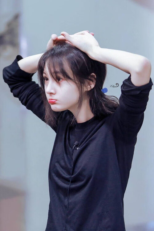 铁壁锁飞鹰!国王窒息防守掐灭反扑火焰,末节死神詹皇降临定乾坤